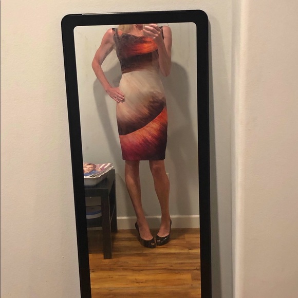 Incredibly sexy multi-color Black Halo dress - Picture 7 of 8